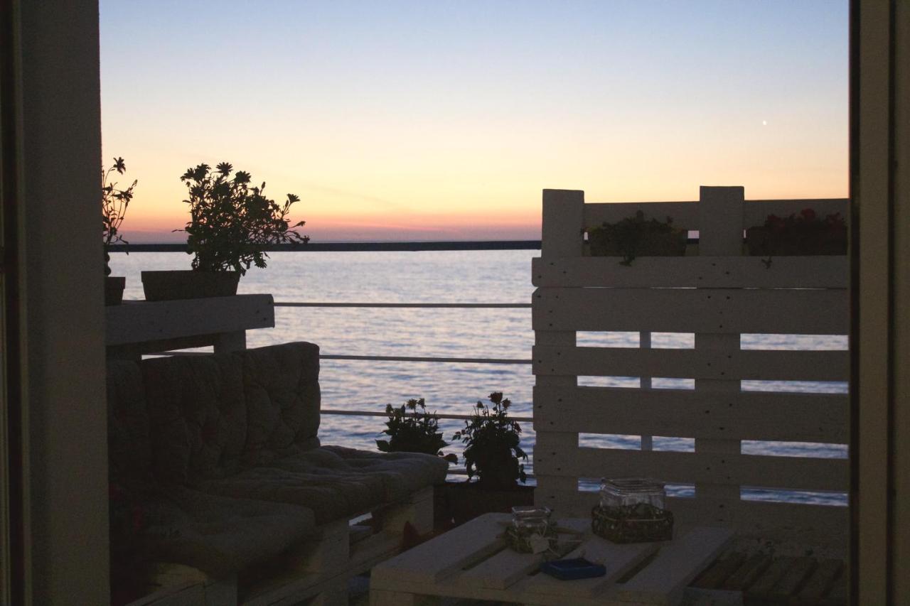 Sea View Life Hotel Carini Bagian luar foto