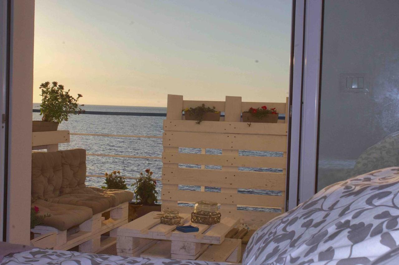 Sea View Life Hotel Carini Bagian luar foto