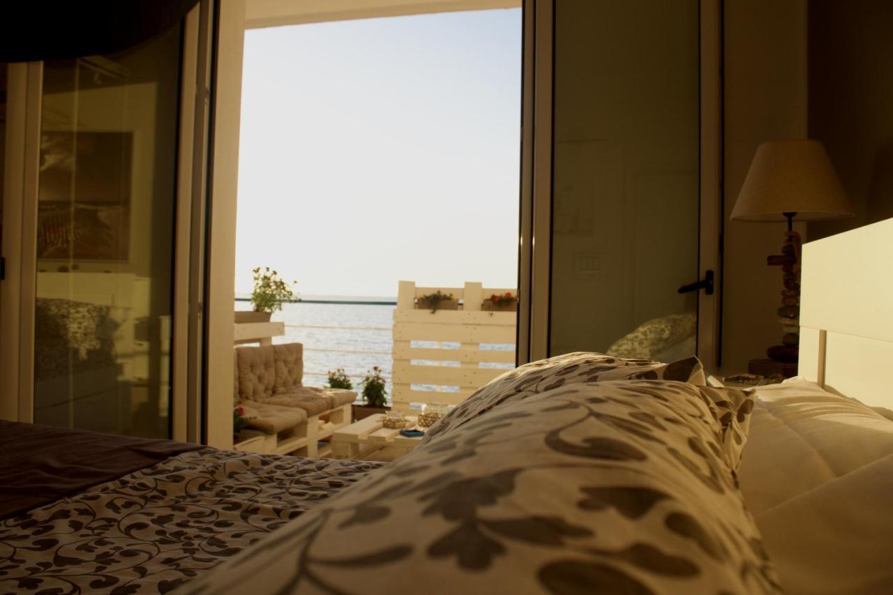 Sea View Life Hotel Carini Bagian luar foto