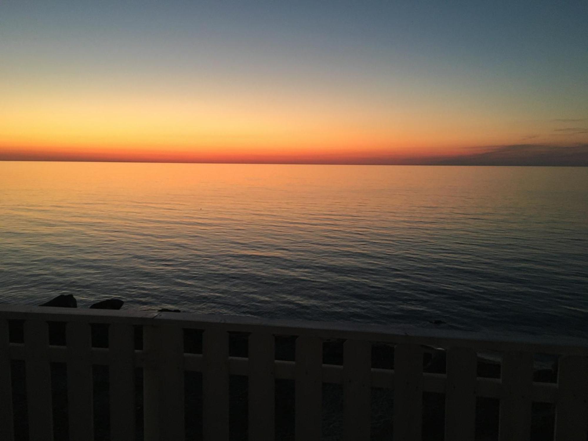 Sea View Life Hotel Carini Bagian luar foto