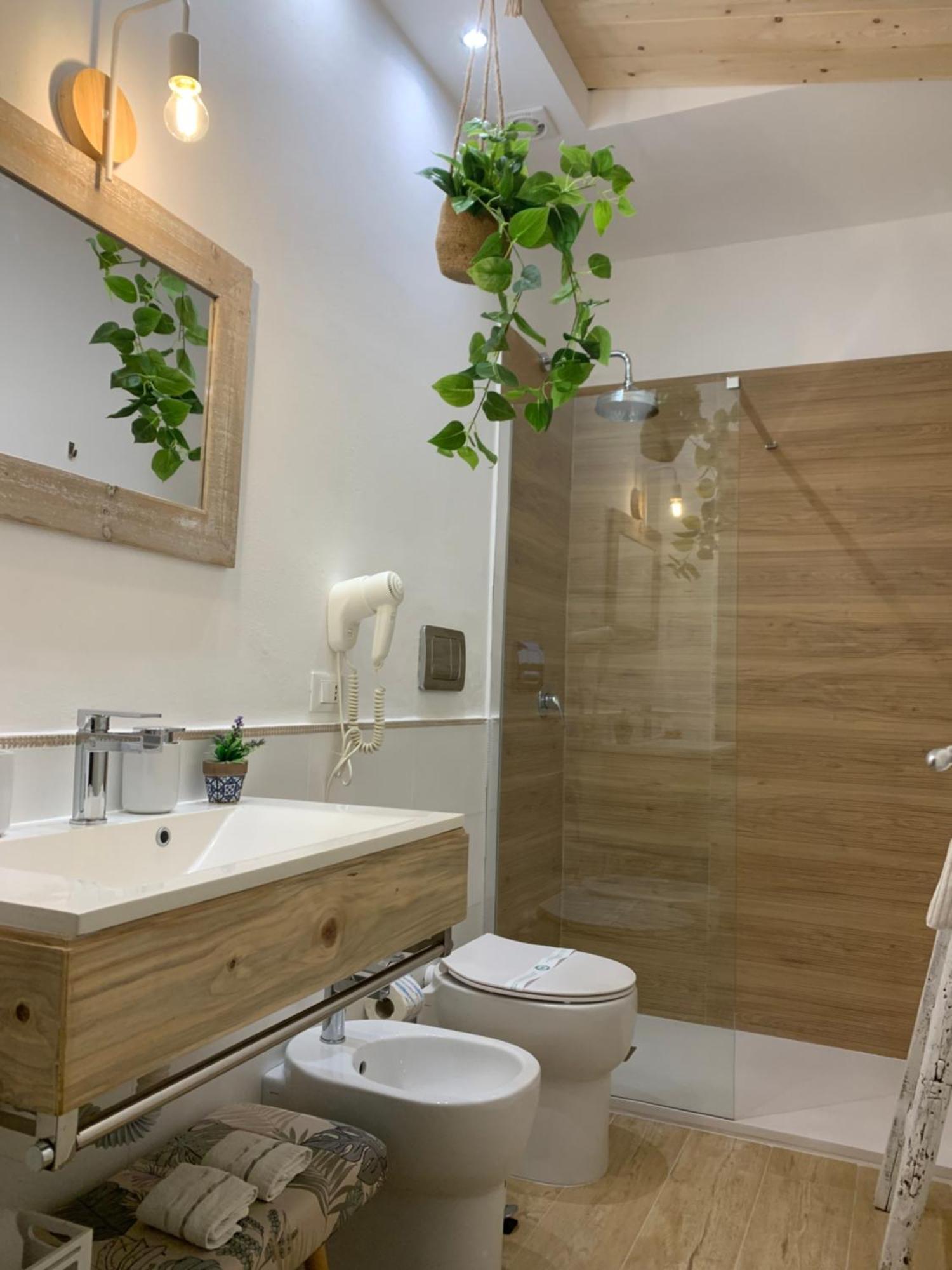 Sea View Life Hotel Carini Bagian luar foto