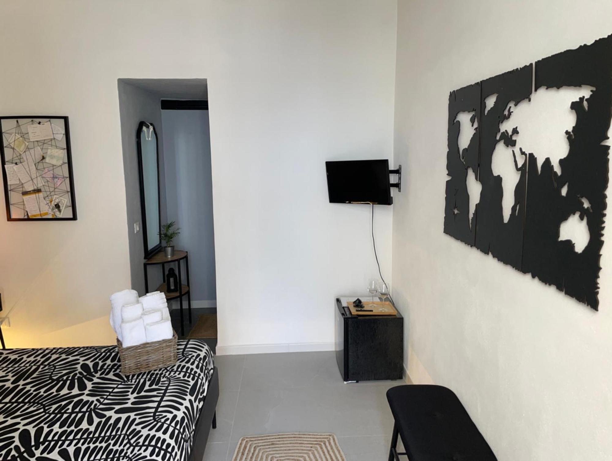 Sea View Life Hotel Carini Bagian luar foto